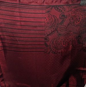 4 panel Wine Pocket Square Excellent Condition